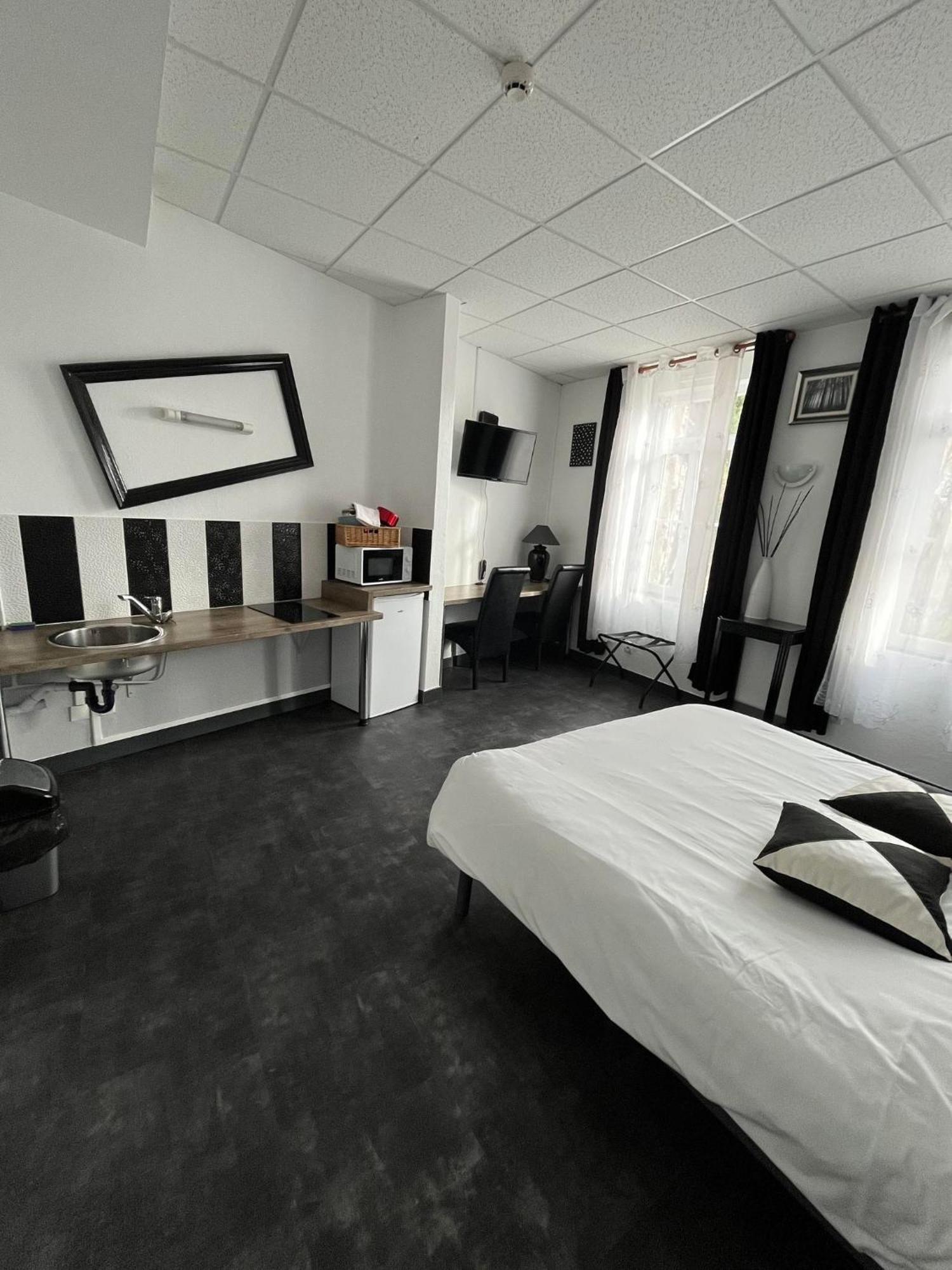 Hotel Les Jardins Dunkerque Centre Dunkirk Bagian luar foto